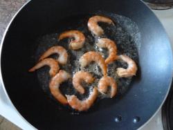 Брокколи с креветками - шаг 2