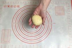 Булочки из дрожжевого теста с начинкой - шаг 17 Булочки из дрожжевого теста с начинкой - шаг 17