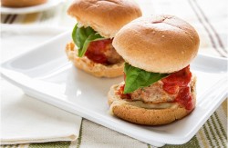 Булочки с фрикадельками из индейки в духовке - шаг 3 Булочки с фрикадельками из индейки в духовке - шаг 3