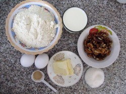 Булочки с орехами из дрожжевого теста - шаг 1 Булочки с орехами из дрожжевого теста - шаг 1