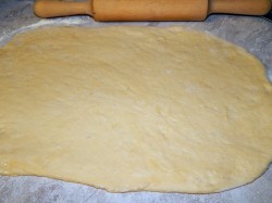 Булочки в сметанной заливке - шаг 3 Булочки в сметанной заливке - шаг 3