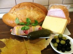 Бутербродный торт - шаг 1