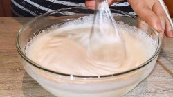 Быстрый пирог на манке без грамма муки - шаг 2 Быстрый пирог на манке без грамма муки - шаг 2