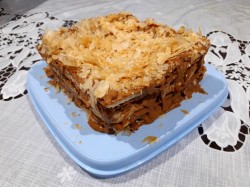 Быстрый слоеный торт с творожным сыром - шаг 6