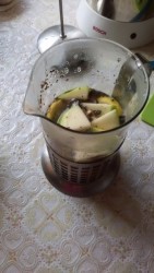 Чай с имбирем, лимоном и яблоками - шаг 7 Чай с имбирем, лимоном и яблоками - шаг 7