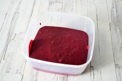 Черничное мороженое на сметане - шаг 5 Черничное мороженое на сметане - шаг 5