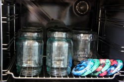 Маринованный чеснок зубчиками на зиму классический - шаг 4 Маринованный чеснок зубчиками на зиму классический - шаг 4