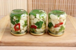 Маринованный чеснок зубчиками на зиму классический - шаг 8 Маринованный чеснок зубчиками на зиму классический - шаг 8