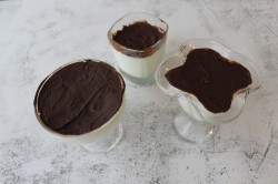 Десерт Птичье молоко из сметаны с желатином - шаг 9