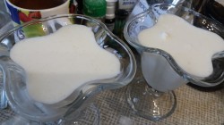 Десерт молочный с кокосовой стружкой - шаг 5