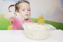 Детские кексы в формочках - шаг 7