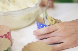 Детские кексы в формочках - шаг 8