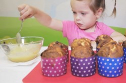 Детские кексы в формочках - шаг 10