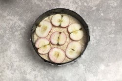 Диетическая шарлотка ПП с яблоками и творогом без сахара - шаг 10 Диетическая шарлотка ПП с яблоками и творогом без сахара - шаг 10