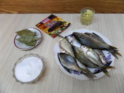 Домашнее консервирование рыбы на зиму - шаг 1
