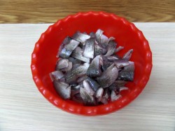 Домашнее консервирование рыбы на зиму - шаг 3