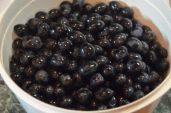 Домашнее вино из жмыха винограда - шаг 4 Домашнее вино из жмыха винограда - шаг 4