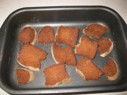 Домашний простой окрошечный квас с изюмом - шаг 2