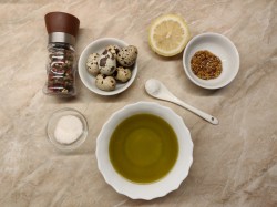 ДОМАШНИЙ МАЙОНЕЗ НА ПЕРЕПЕЛИНЫХ ЯЙЦАХ - шаг 1