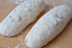 Домашний хлеб с сухофруктами и фундуком - шаг 12