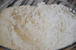 Домашний хлеб с сухофруктами и фундуком - шаг 2