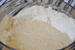 Домашний хлеб с сухофруктами и фундуком - шаг 5