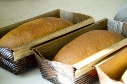 Домашний хот дог в дрожжевом тесте - шаг 9