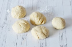 Домашние хачапури с сыром на кефире - шаг 11 Домашние хачапури с сыром на кефире - шаг 11