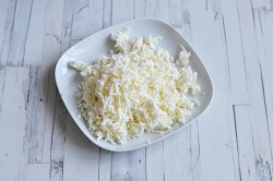 Домашние хачапури с сыром на кефире - шаг 8 Домашние хачапури с сыром на кефире - шаг 8