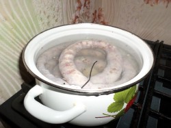 Домашняя колбаса с гречкой - шаг 10