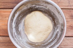 Дрожжевая плетенка с маком - шаг 3