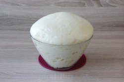 Дрожжевое тесто для ватрушек - шаг 11