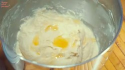 Дрожжевой пирог с абрикосами и джемом на кефире - шаг 9 Дрожжевой пирог с абрикосами и джемом на кефире - шаг 9