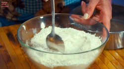 Дрожжевые пирожки на кефире с абрикосами - шаг 13 Дрожжевые пирожки на кефире с абрикосами - шаг 13