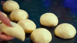 Дрожжевые пирожки на кефире с абрикосами - шаг 27 Дрожжевые пирожки на кефире с абрикосами - шаг 27