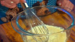 Дрожжевые пирожки на кефире с абрикосами - шаг 9 Дрожжевые пирожки на кефире с абрикосами - шаг 9