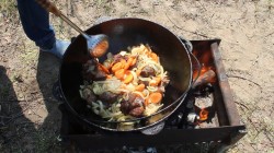 Думляма узбекская в казане - шаг 10