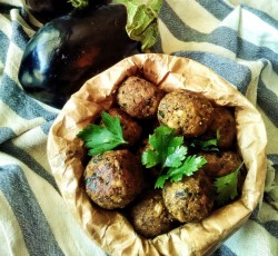 Фалафель из перловки с баклажанами - шаг 4