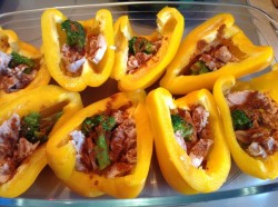 Фаршированный перец половинками в духовке - шаг 4