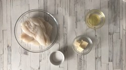 Филе трески на сковороде жареное - шаг 1