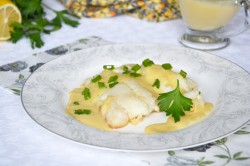 Филе трески на сковороде жареное - шаг 7