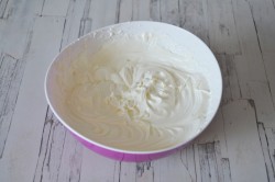 Фисташковый торт с малиной - шаг 12 Фисташковый торт с малиной - шаг 12