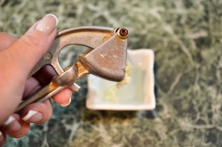 Форель на мангале на решетке - шаг 4 Форель на мангале на решетке - шаг 4