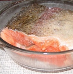 Форель слабосоленая на коньяке - шаг 4