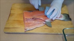 Форель слабосолёная в апельсиновом соке - шаг 1