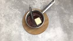 Глазурь для торта из какао шоколадная - шаг 5 Глазурь для торта из какао шоколадная - шаг 5