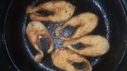 Горбуша с капустой и картошкой в духовке - шаг 3