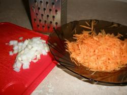 Гороховый суп с копчеными ребрышками - шаг 2 Гороховый суп с копчеными ребрышками - шаг 2