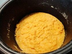 Гороховая каша в мультиварке классическая - шаг 7