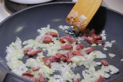 Гороховый суп с копчёными рёбрышками и курицей - шаг 6 Гороховый суп с копчёными рёбрышками и курицей - шаг 6